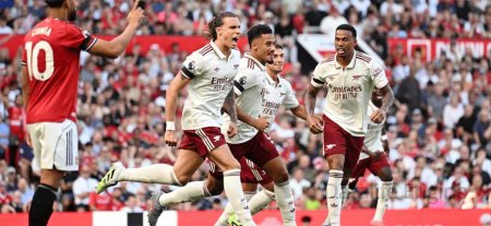 آرسنال مقابل منچستر یونایتد